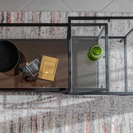 Sunny & Modern Apt For 3 Persons Атина Екстериор снимка