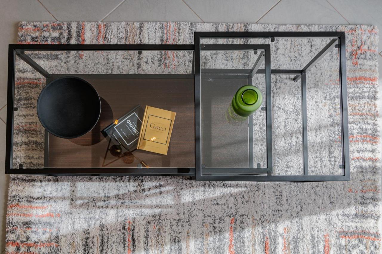 Sunny & Modern Apt For 3 Persons Атина Екстериор снимка