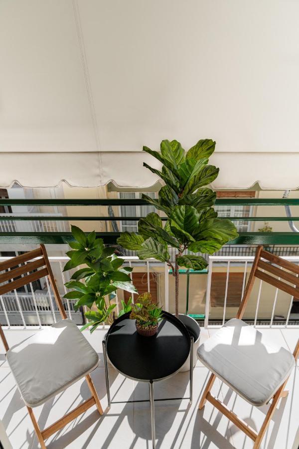 Sunny & Modern Apt For 3 Persons Атина Екстериор снимка