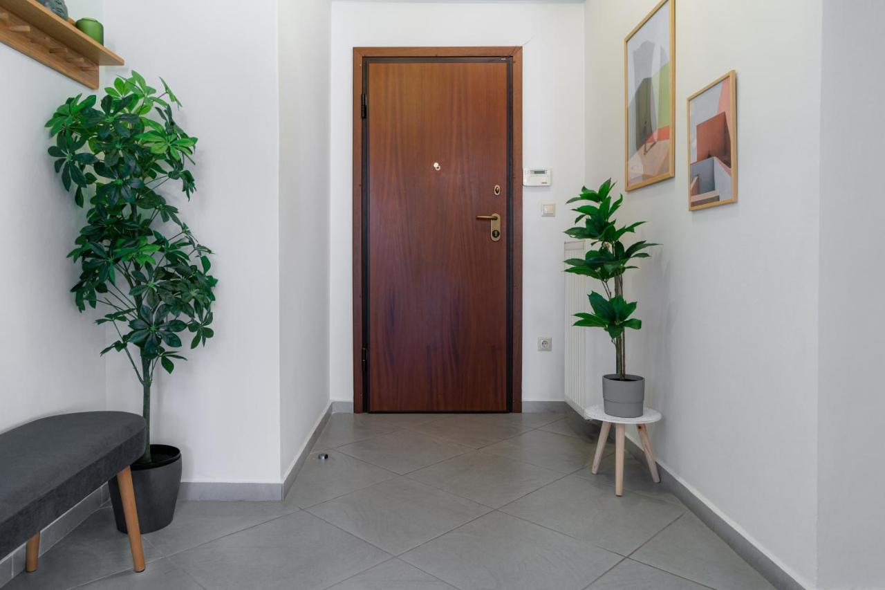 Sunny & Modern Apt For 3 Persons Атина Екстериор снимка
